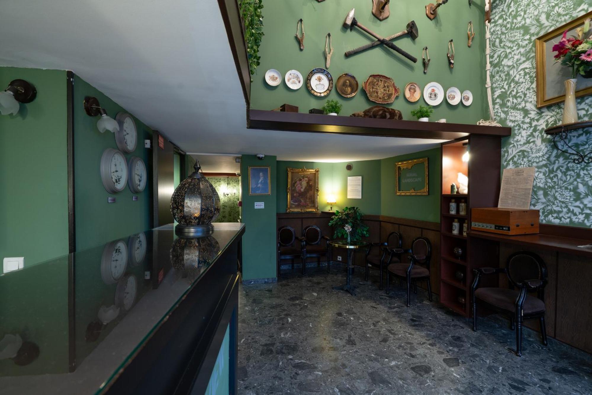 Walled Off Hotel باريس المظهر الخارجي الصورة