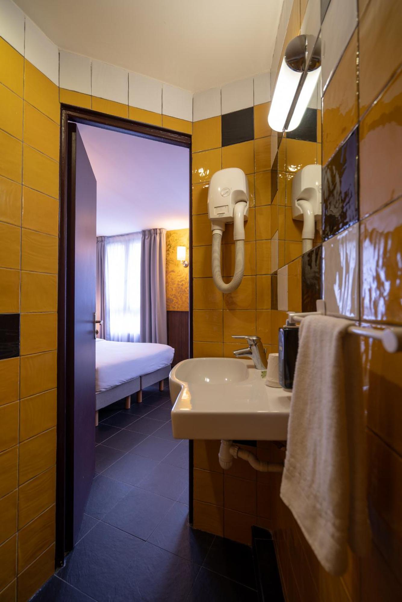 Walled Off Hotel باريس المظهر الخارجي الصورة